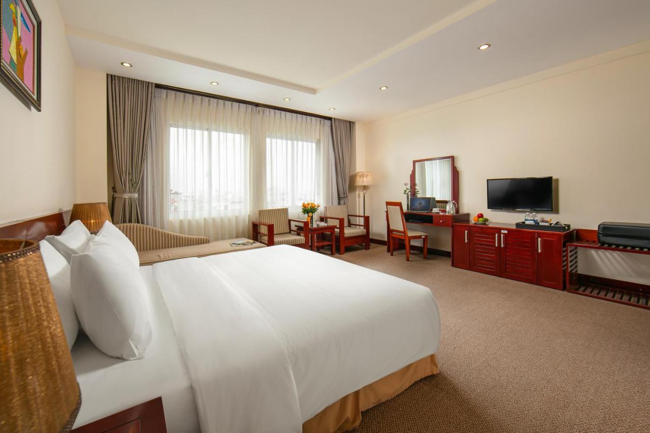 A25 Hotel - 705 Lac Long Quan Hanoj Exteriér fotografie