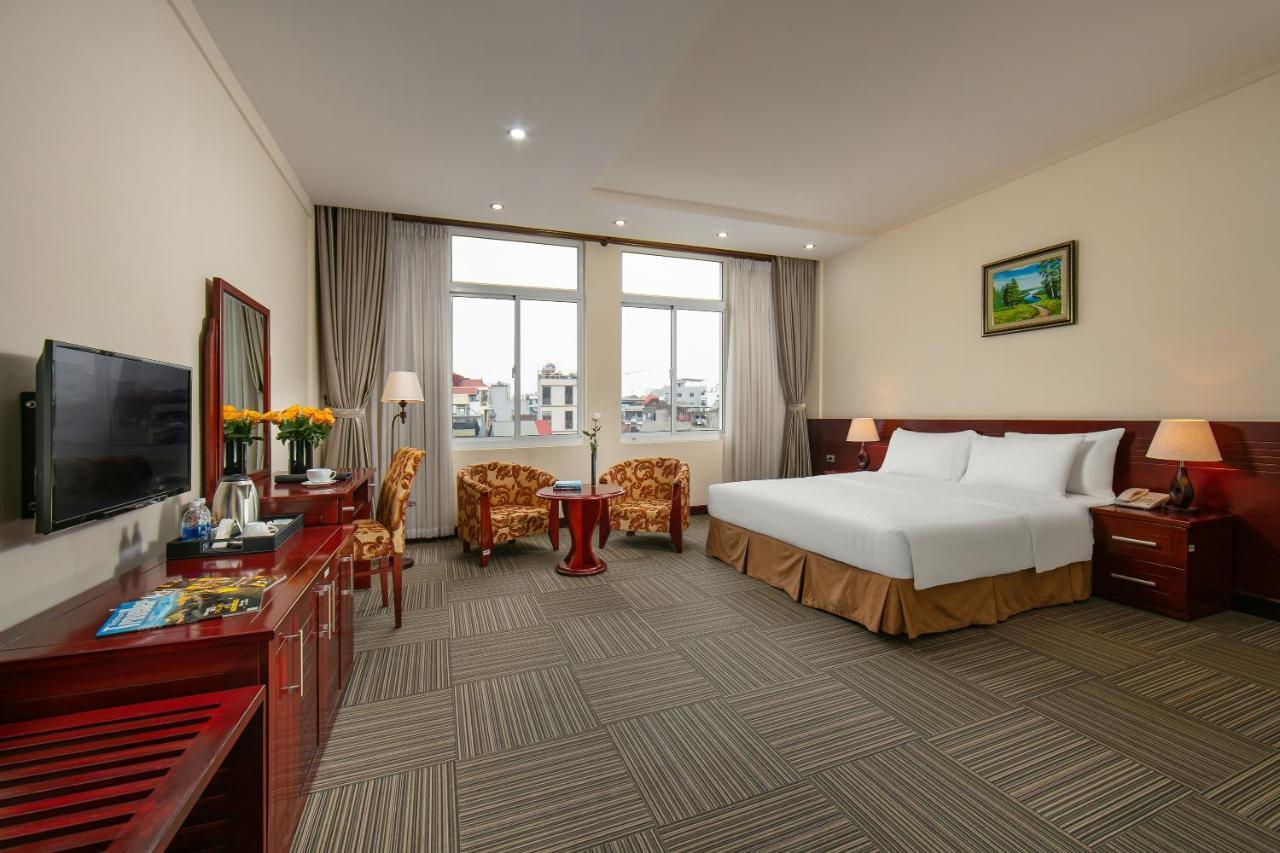 A25 Hotel - 705 Lac Long Quan Hanoj Exteriér fotografie